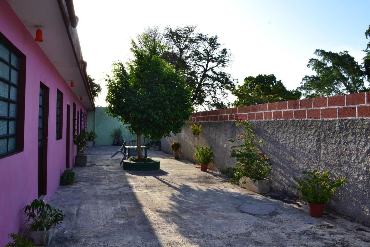 Casa Cuevas & Amaro Hotel 2*